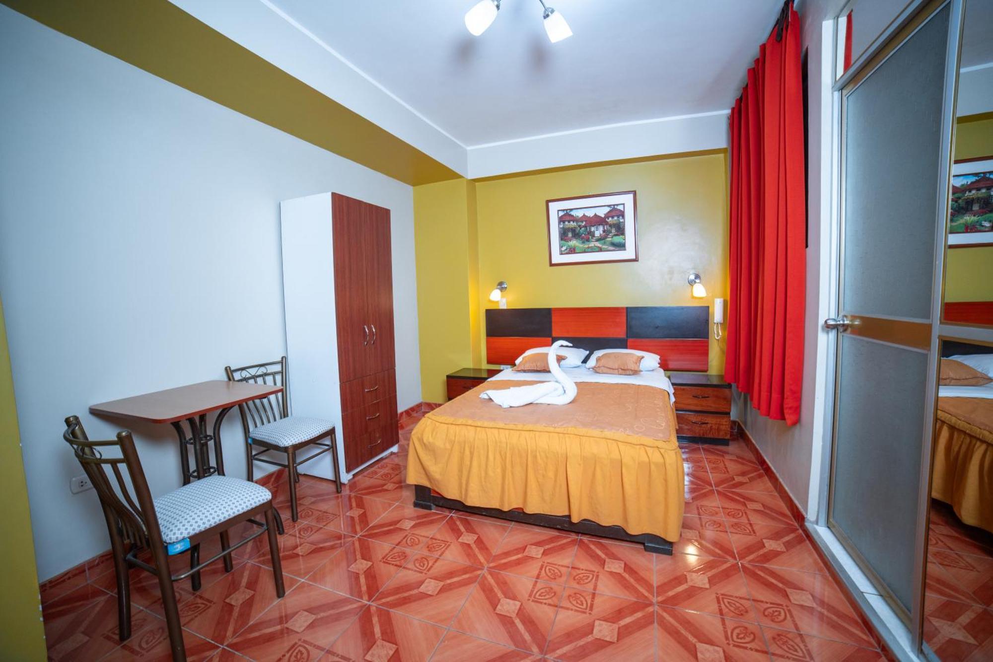 Hotel Mayros Satipo Exterior foto